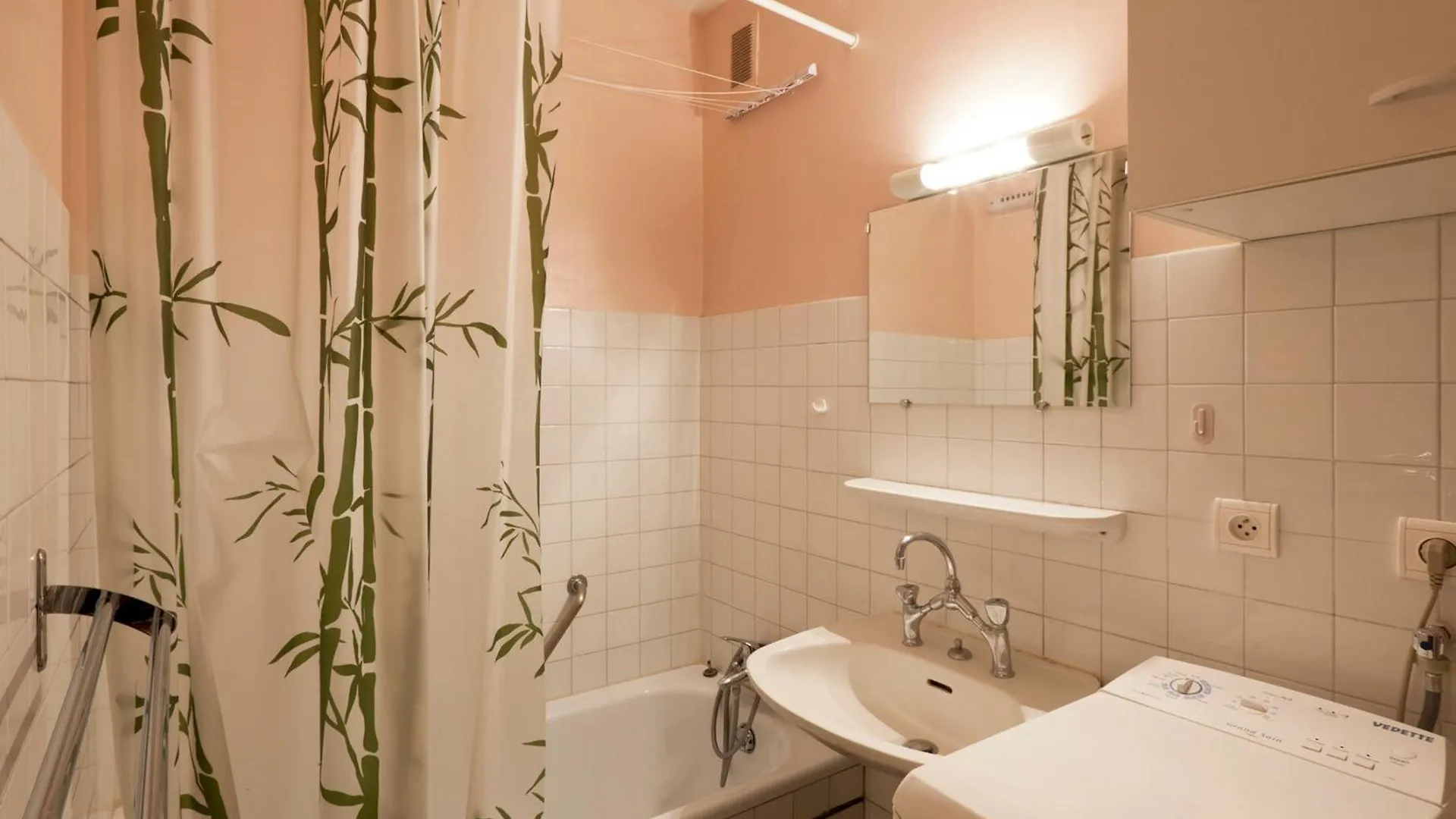 Apartment Studio 5 Pers, Centre Brides-Les-Bains, Balcon, Proche Thermes Et Telecabine - Fr-1-512-19