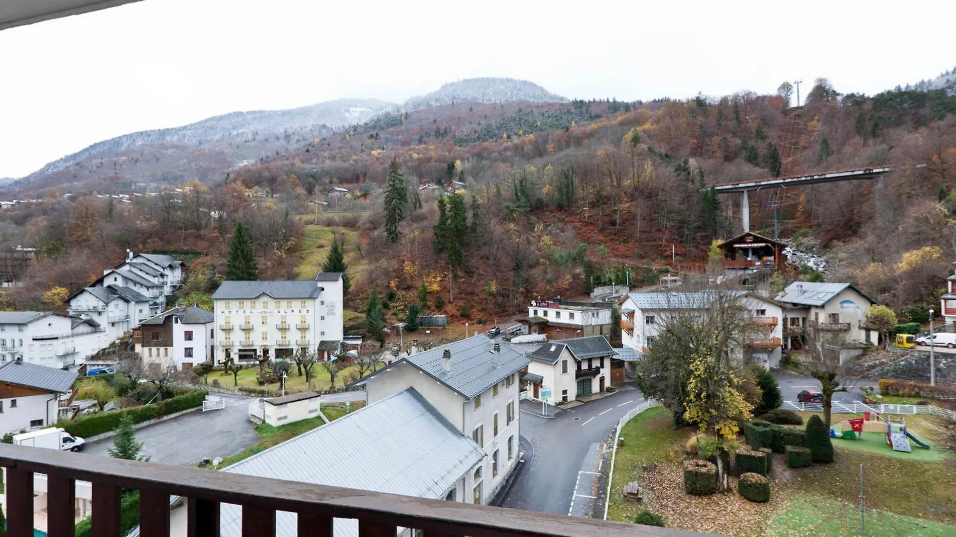 Studio 5 Pers, Centre Brides-Les-Bains, Balcon, Proche Thermes Et Telecabine - Fr-1-512-19 0*, Brides-les-Bains